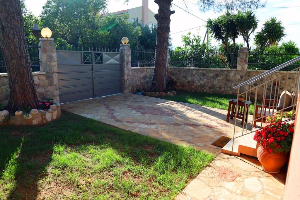 Cosy House In Agios Vasilios, Patras
